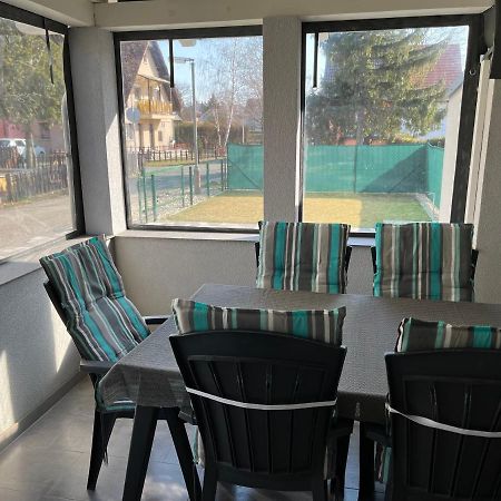 Komo Apartment Bük Exteriör bild