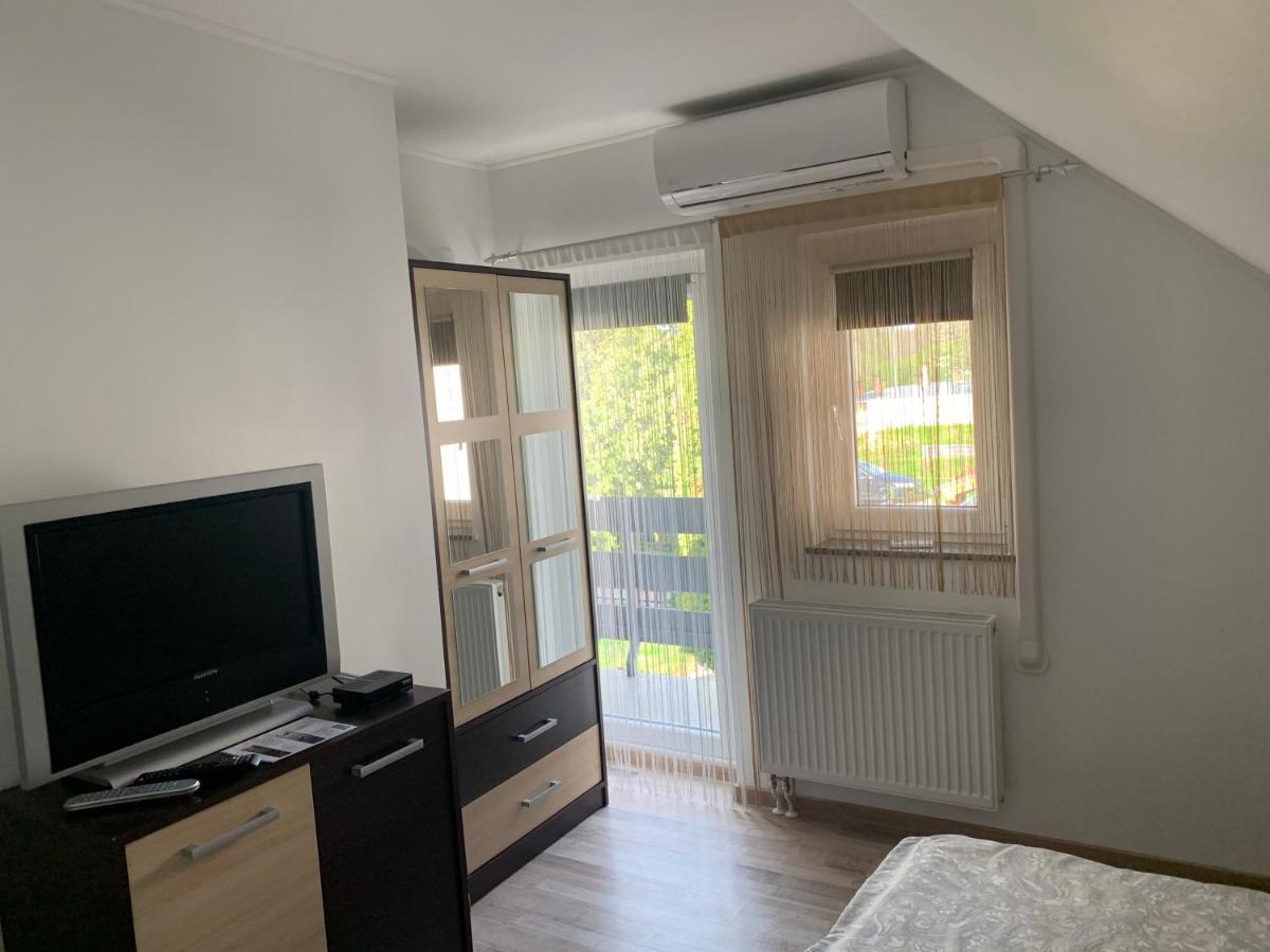 Komo Apartment Bük Exteriör bild